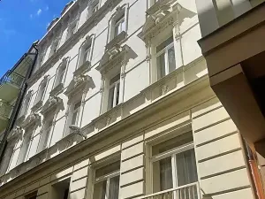 Prodej bytu 2+kk, Karlovy Vary, Zámecký vrch, 42 m2