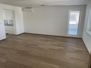 Pronájem bytu 2+kk, Kroměříž, Purkyňova, 69 m2