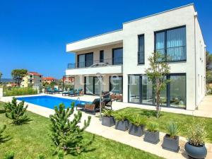 Prodej vily, Šibenik, Chorvatsko, 250 m2