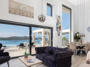 Prodej vily, Šibenik, Chorvatsko, 361 m2