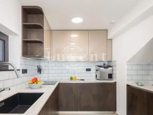 Prodej vily, Šibenik, Chorvatsko, 361 m2