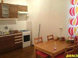 Pronájem pokoje, Brno, Malinovského náměstí, 10 m2