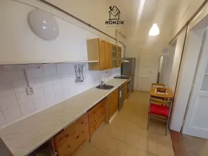 Pronájem bytu 3+kk, Praha - Vinohrady, Kolínská, 71 m2