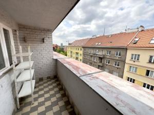 Pronájem bytu 1+1, Praha - Žižkov, Ambrožova, 46 m2