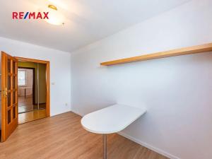 Pronájem bytu 3+1, Praha - Stodůlky, Bašteckého, 89 m2