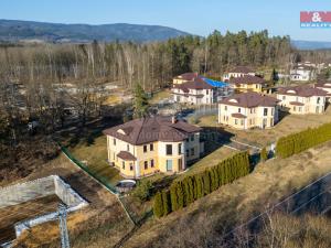 Prodej rodinného domu, Nová Role - Mezirolí, 376 m2