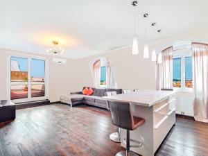 Pronájem bytu 4+kk, Praha - Vinohrady, U Zvonařky, 130 m2