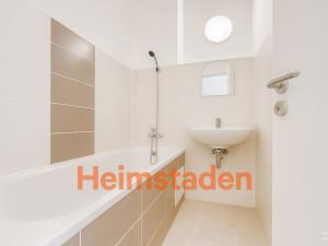 Pronájem bytu 2+1, Karviná - Nové Město, tř. Osvobození, 57 m2