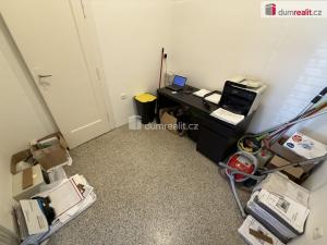 Pronájem obchodního prostoru, Praha - Vinohrady, Vinohradská, 32 m2