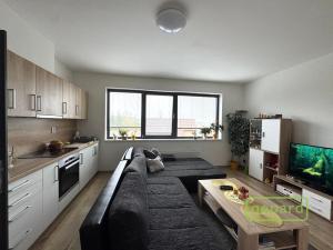 Pronájem bytu 2+kk, Mníšek pod Brdy, Pražská, 44 m2