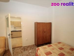 Pronájem bytu 1+1, České Budějovice, Matice školské, 43 m2