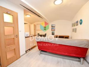 Pronájem bytu 2+kk, Tachlovice, Jakubská náves, 38 m2