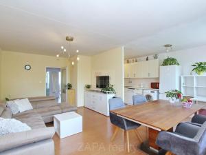 Prodej bytu 3+kk, Praha - Řepy, Skuteckého, 77 m2
