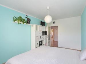 Prodej bytu 3+kk, Praha - Řepy, Skuteckého, 77 m2