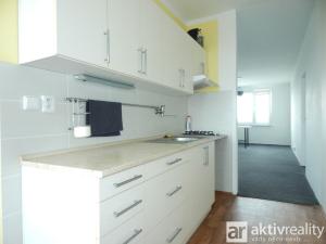 Prodej bytu 2+1, Chomutov, Bezručova, 62 m2