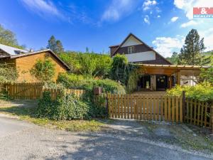 Prodej rodinného domu, Město Albrechtice - Burkvíz, 152 m2