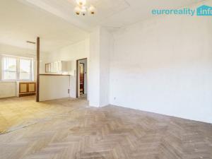 Prodej bytu 3+1, Nejdek, Husova, 70 m2
