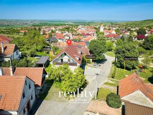 Prodej rodinného domu, Perná, 205 m2