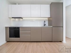 Prodej bytu 2+kk, Praha - Černý Most, Vybíralova, 47 m2