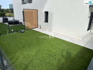 Prodej bytu 2+kk, Praha - Malešice, Azzoniho, 67 m2