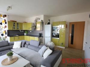 Prodej bytu 2+kk, Tlučná, Pod Školkou, 71 m2