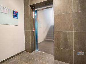 Pronájem bytu 1+kk, Praha - Háje, Výstavní, 33 m2