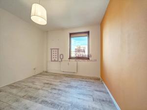 Pronájem bytu 3+1, Jindřichův Hradec, Kosmonautů, 82 m2