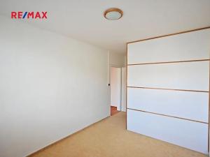 Pronájem bytu 3+1, Praha - Libuš, V rohu, 73 m2