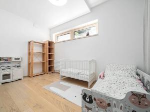 Prodej bytu 3+kk, Praha - Břevnov, Skokanská, 92 m2