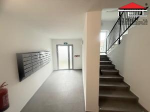 Pronájem bytu 1+kk, Brno, Faměrovo náměstí, 47 m2