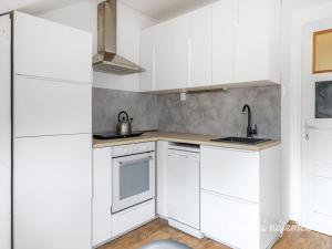 Pronájem bytu 1+kk, Praha - Smíchov, Holečkova, 35 m2
