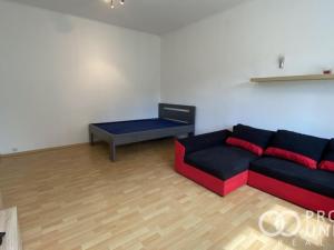 Prodej bytu 2+kk, Vsetín, Josefa Sousedíka, 54 m2