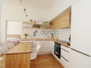 Pronájem bytu 3+kk, Praha - Libeň, Vacínova, 57 m2