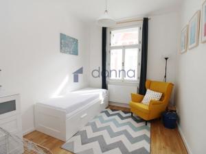 Pronájem bytu 3+kk, Praha - Libeň, Vacínova, 57 m2