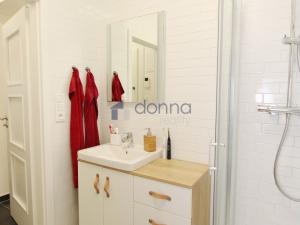 Pronájem bytu 3+kk, Praha - Libeň, Vacínova, 57 m2