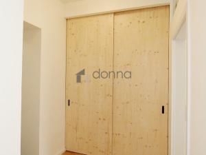 Pronájem bytu 3+kk, Praha - Libeň, Vacínova, 57 m2