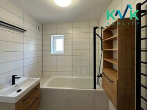 Pronájem bytu 3+kk, Karlovy Vary, U Trati, 75 m2