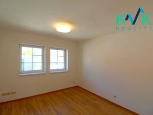 Pronájem bytu 3+kk, Karlovy Vary, U Trati, 75 m2