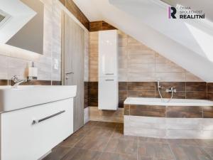 Prodej rodinného domu, Podbořany, Bílý kopec, 140 m2