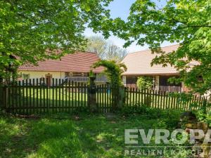 Prodej chalupy, Holenice, 130 m2