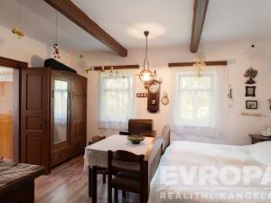 Prodej chalupy, Holenice, 130 m2