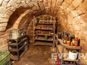 Prodej chalupy, Holenice, 130 m2
