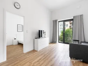 Pronájem bytu 2+kk, Praha - Kyje, Za černým mostem, 67 m2