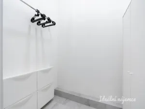 Pronájem bytu 2+kk, Praha - Kyje, Za černým mostem, 67 m2