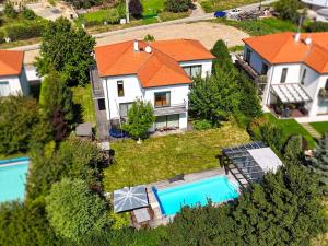 Prodej vily, Statenice - Černý Vůl, V Lukách, 249 m2