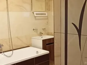 Prodej komerční nemovitosti, Bystřice, 220 m2