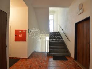 Pronájem bytu 2+kk, Praha - Nusle, Čestmírova, 50 m2