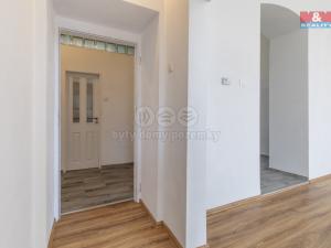 Prodej bytu 2+1, Český Těšín, Ostravská, 85 m2