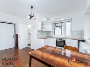 Pronájem bytu 2+kk, Praha - Dubeč, K pastvinám, 42 m2