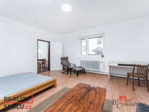 Pronájem bytu 2+kk, Praha - Dubeč, K pastvinám, 42 m2